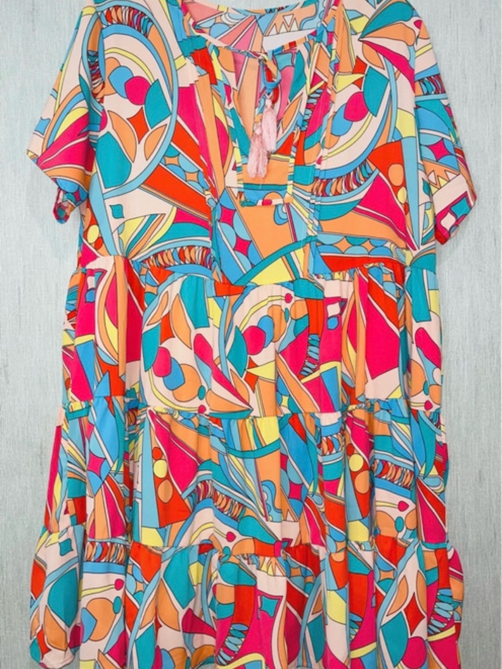 SHEIN Multicolor Abstract Tiered Midi Dress in Pink, Orange & Blue